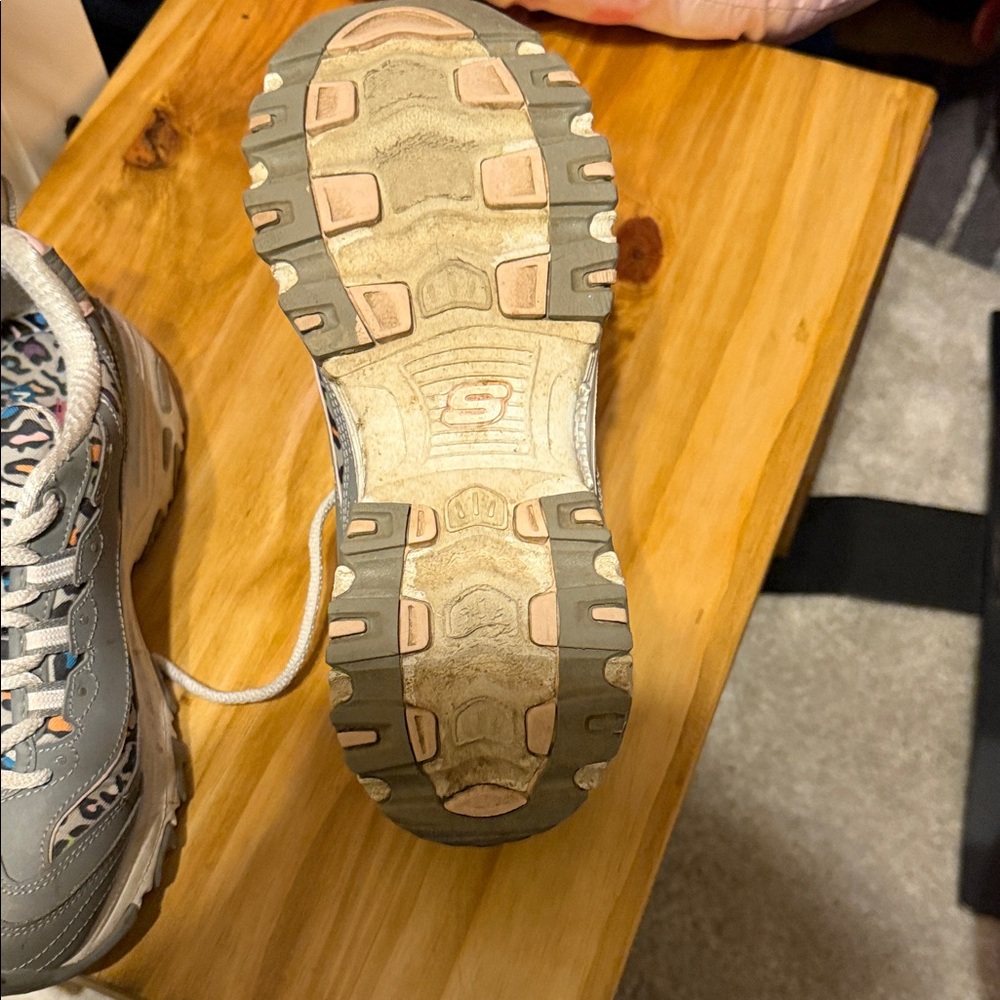 Skechers Kids' Gray Sneakers with Leopard Print - Picture 5 of 6